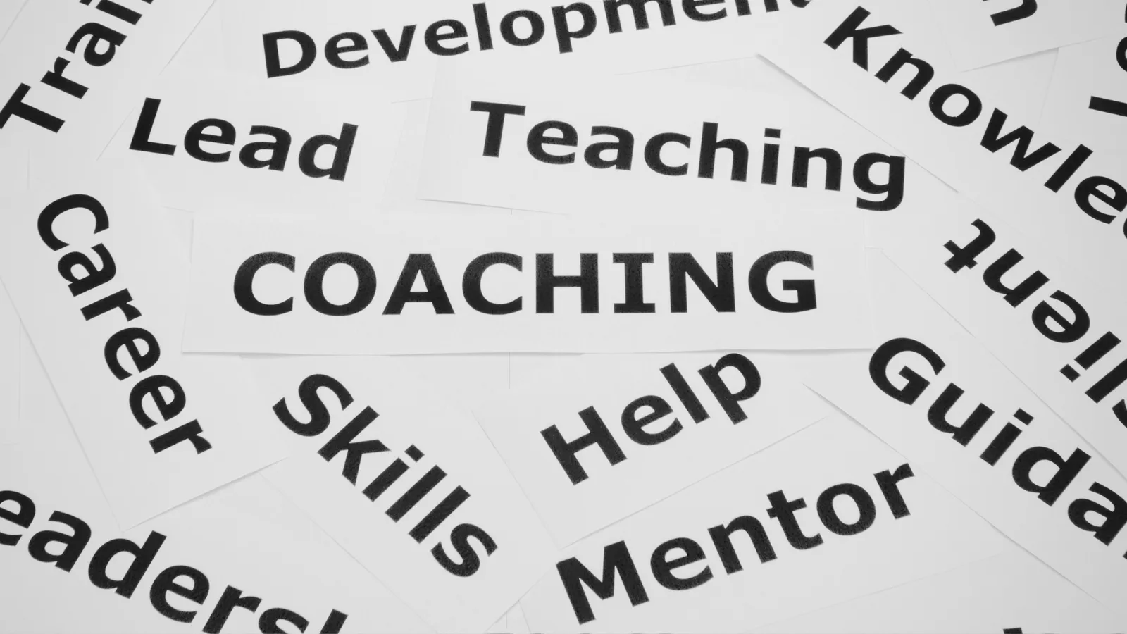 Coaching vs Evaluating: How to Help Your Team Grow